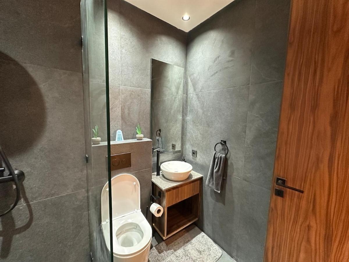 New Luxury - Victor Hugo Marrakech Apartment
